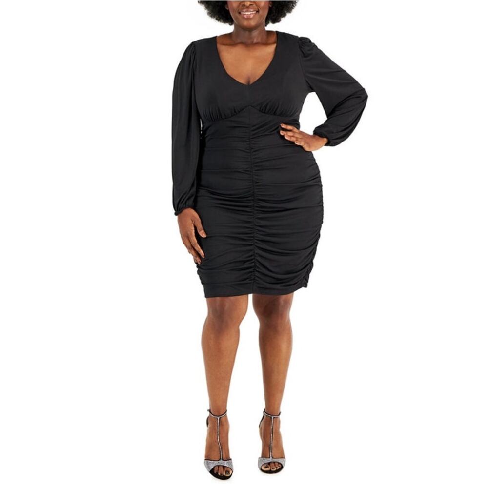 EMERALD SQUARE Women's Plus Size 24W / Trendy Plus Size Ruched Bodycon Dress